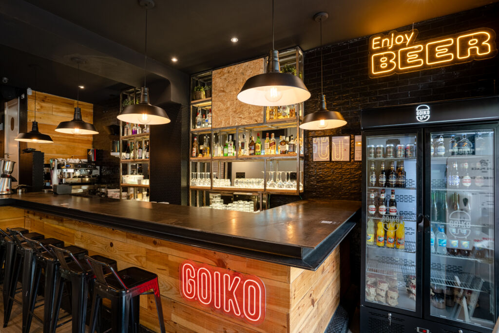Peron16 Hamburguesería GOIKO en General Perón 16, Madrid - Haz tu reserva